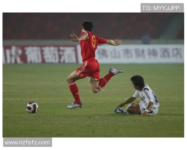 大叔型足球球星：经验与激情并存的绿茵传奇与时代记忆