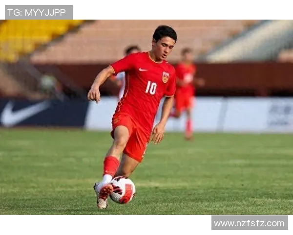 4月2日出生的足球巨星们：从传奇球员到现役锋线杀手的精彩人生